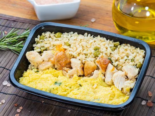 Arroz à grega com filezinho